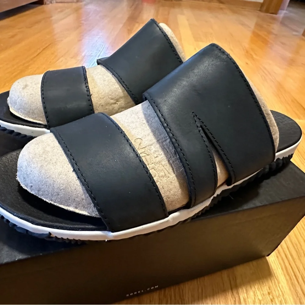 Sorel Black and Cream Slide Sandals - Picture 3 of 5